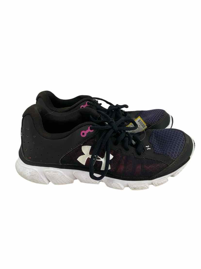 Under Armour Ladies Size 9 Shoes