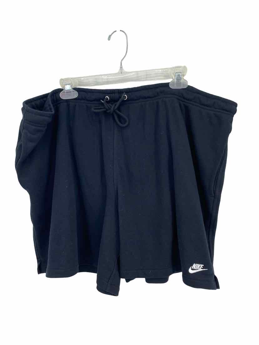 Nike Ladies Size XXL NEW Shorts
