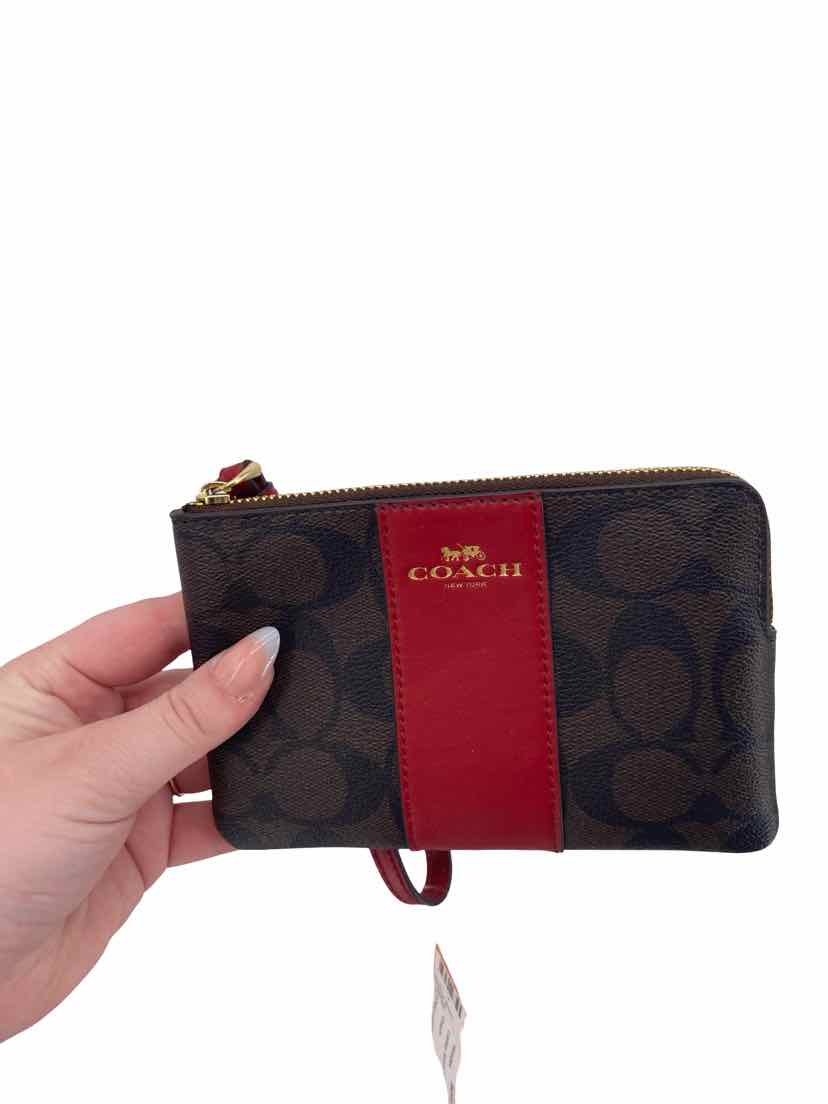 Coach Ladies 9/10 Wristlet