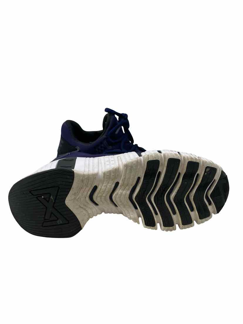 Nike Ladies Size 7 Shoes