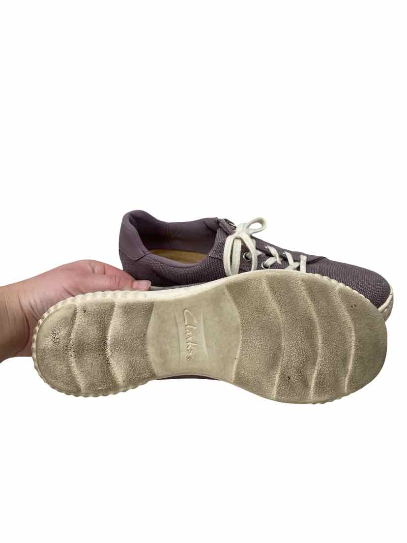 Clarks Ladies Size 6.5 Shoes