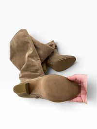 Universal Thread Ladies Size 6.5 Boots