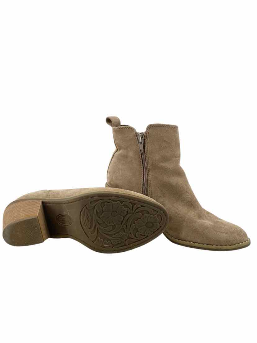 Soffe Ladies Size 6 Boots