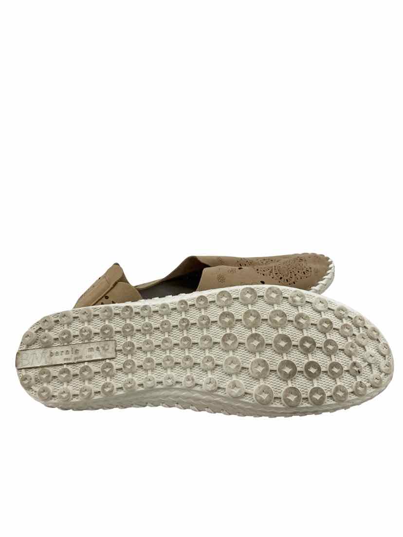 Bernie Mev. Ladies Size 41/9.5 Shoes