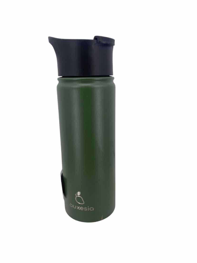 Auxesia Green Water Bottle