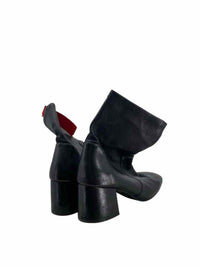 Stuart Weitzman Ladies Size 7 Shoes