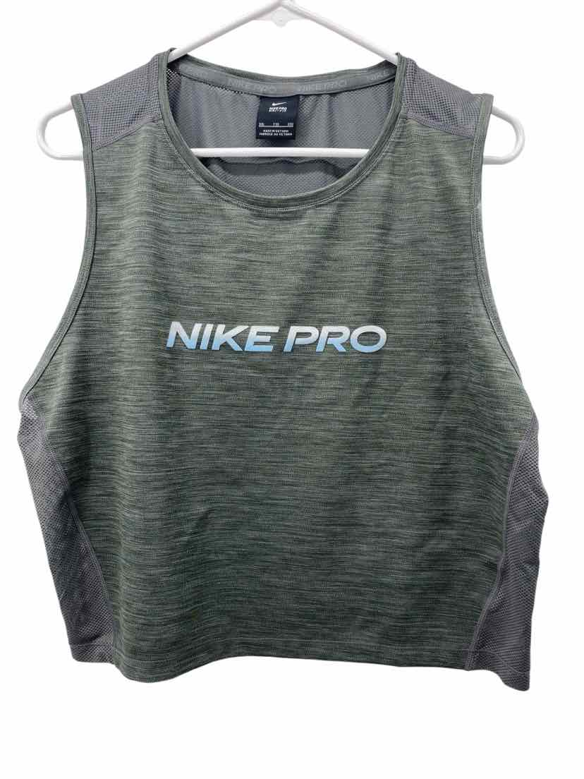 Nike Ladies Size XXL Shirt