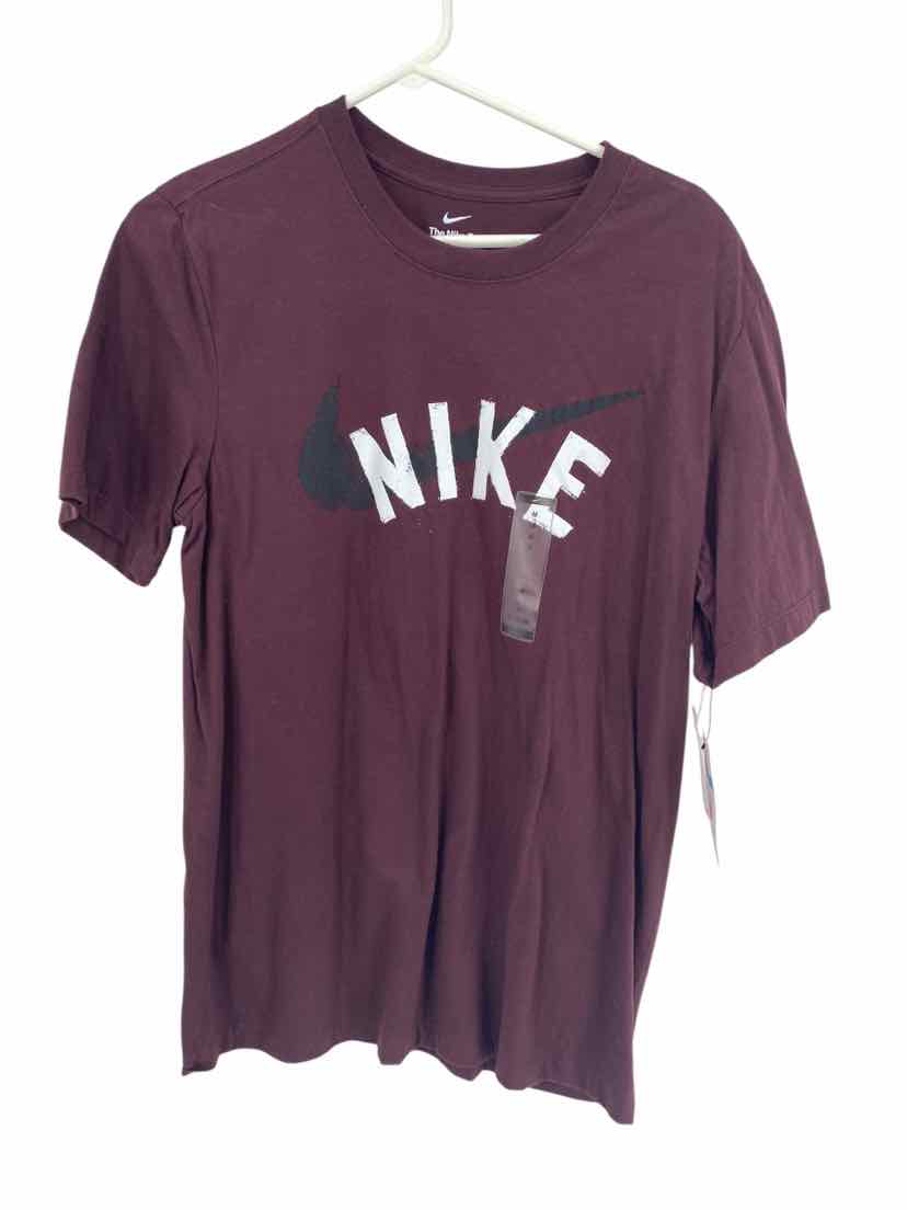 Nike Men's Size M NEW Shirt