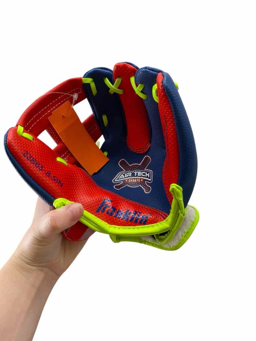 Air Tech Kids Size 8.5 inch Baseball Glove
