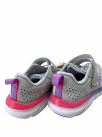 Under Armour Kids Size 13 Shoes