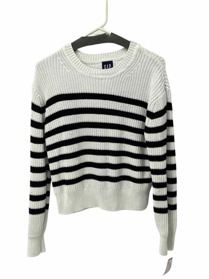 Gap Ladies Size M Sweater