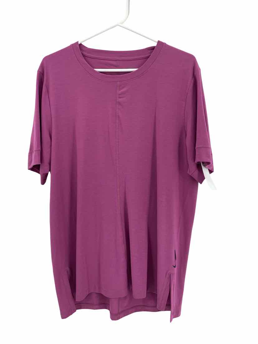 Nike Ladies Size Large NEW Shirt