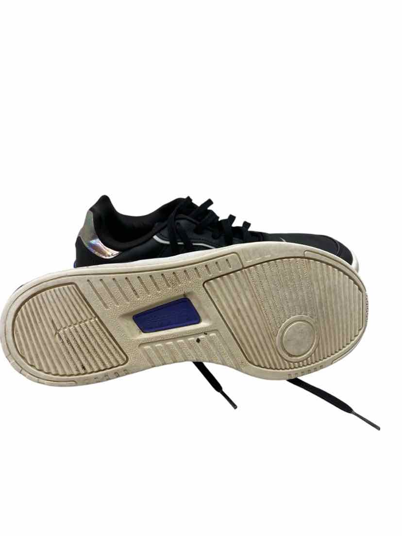 Addidas Ladies Size 9 Shoes