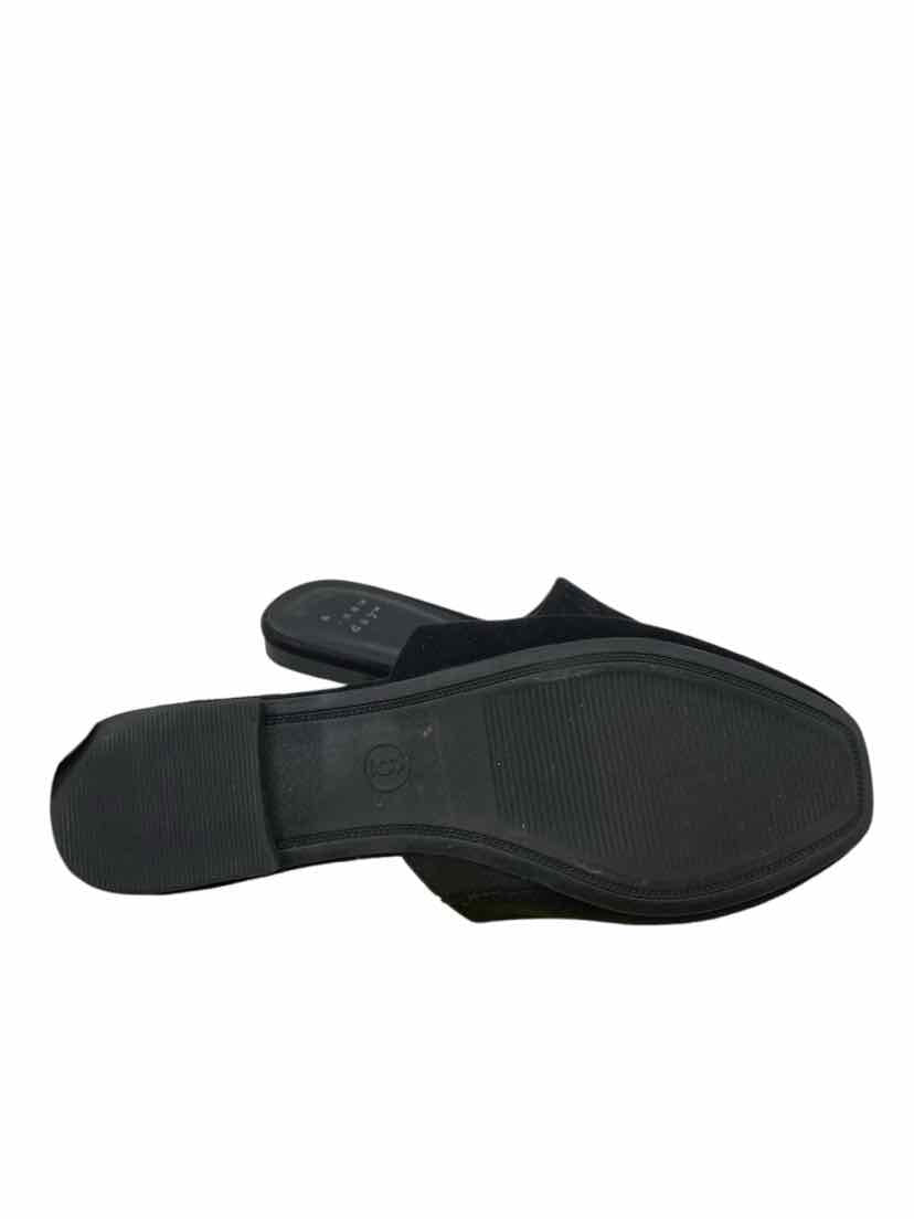 A New Day Ladies Size 6 Shoes