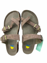 Maui Island Ladies Size 8 Sandals