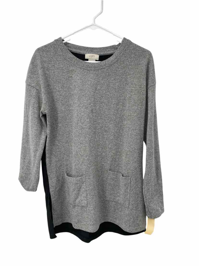Loft Ladies Size S Shirt