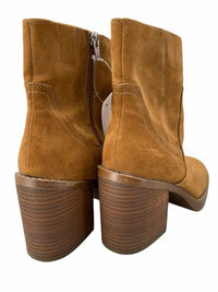 Universal Thread Ladies Size 7 Boots