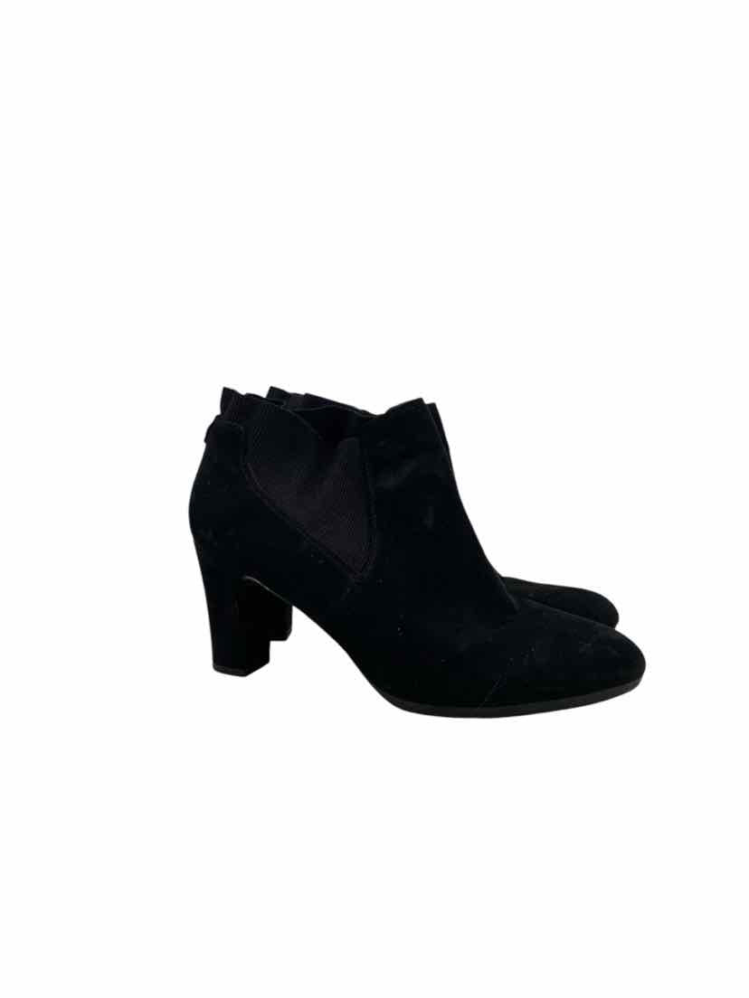 Anne Klein Ladies Size 8 Boots