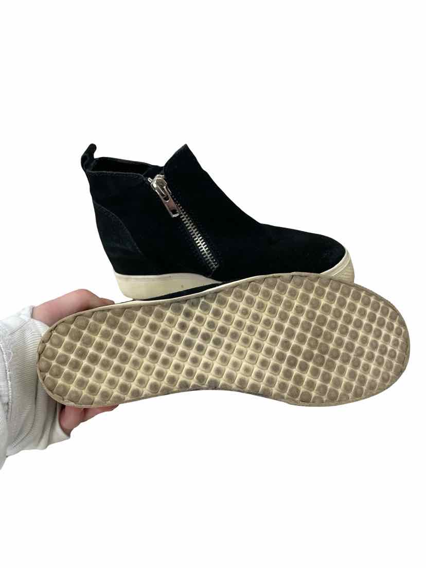 Steve Madden Ladies Size 6 Shoes