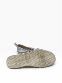 Vionic Ladies Size 9 Shoes