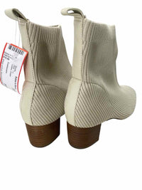 Cushionaire Ladies Size 7.5 Boots