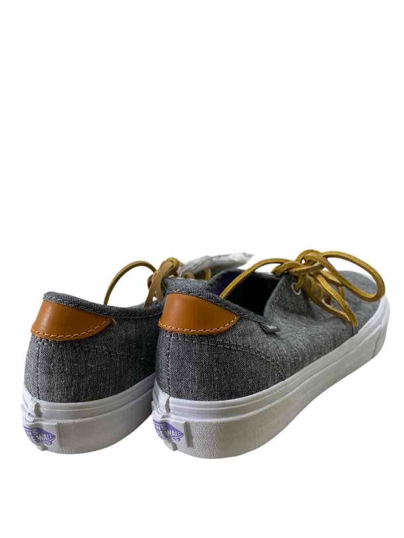 Vans Ladies Size 8 NEW Shoes