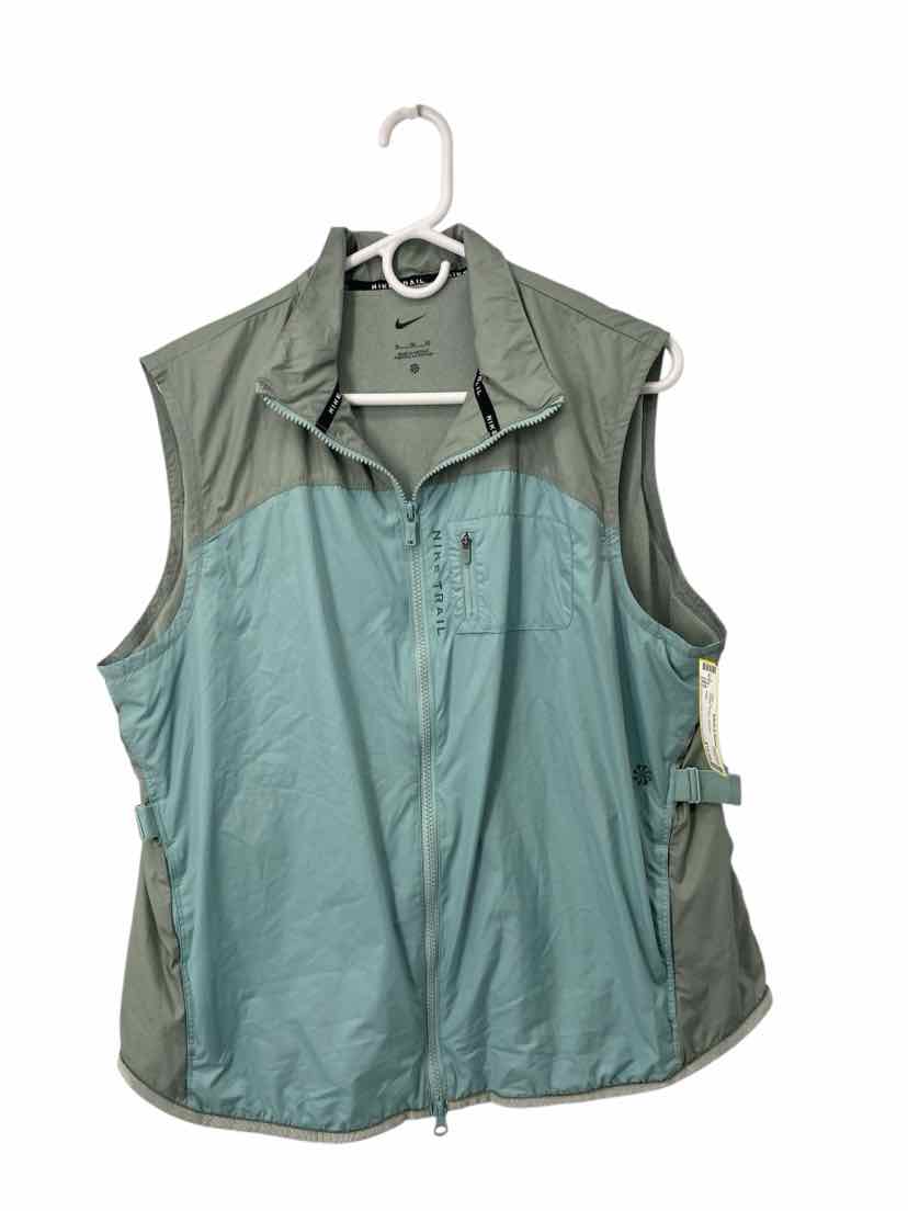 Nike Ladies Size XL Vest