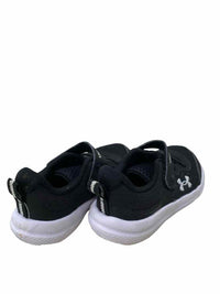 Under Armour Kids Size 9 Shoes