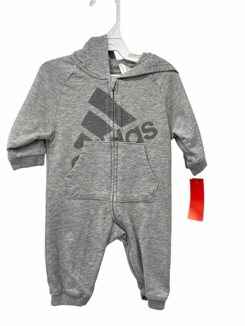 Adidas Kids Size 3m 1 pc