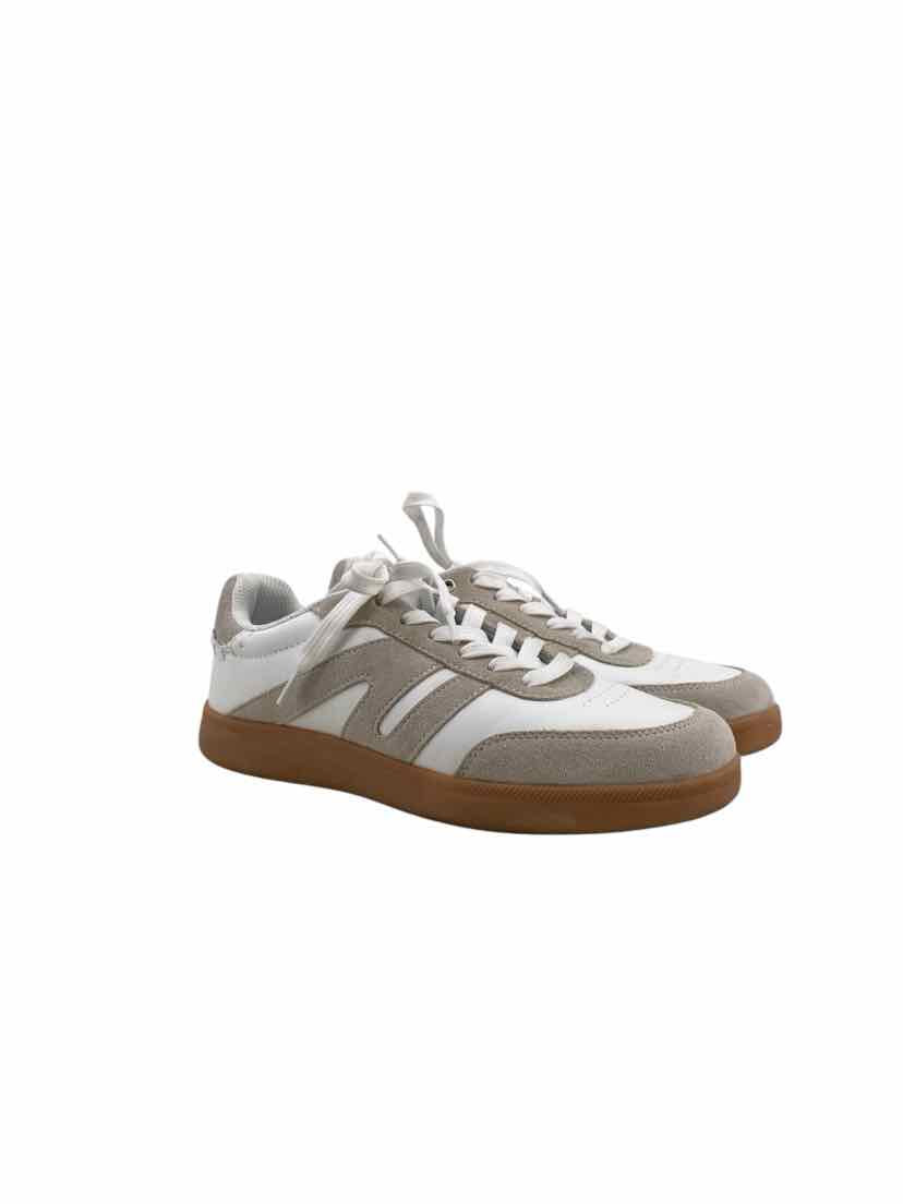 Lucky Step Ladies Size 8.5 Shoes