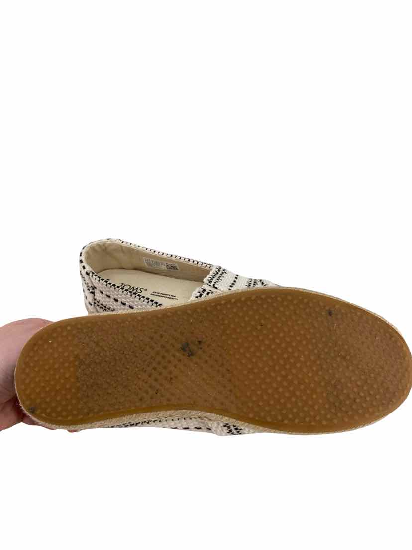 Toms Ladies Size 6 Shoes
