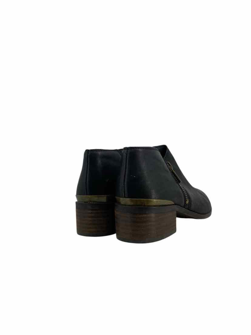 Lucky Ladies Size 7 Boots