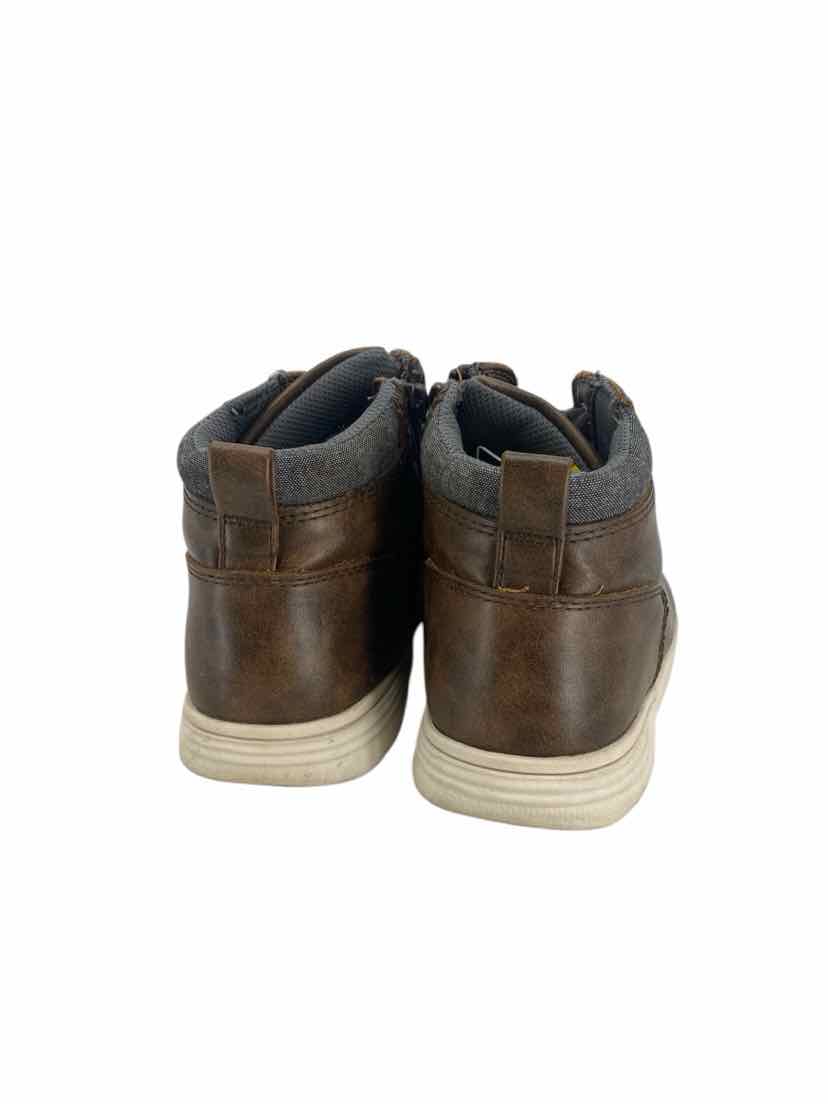 Cat & Jack Kids Size 5 Shoes