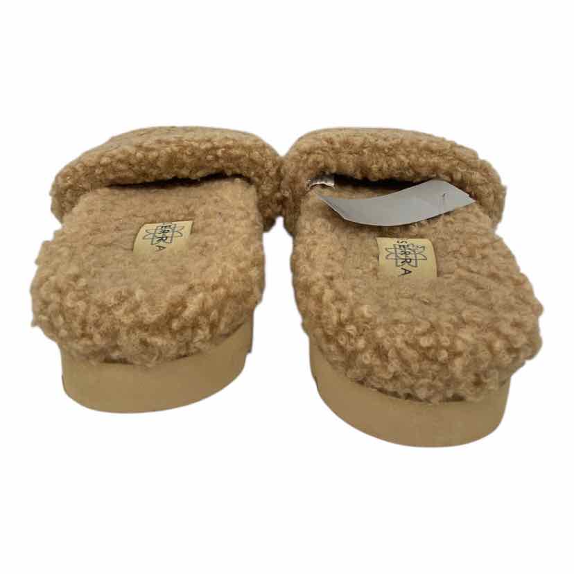 Serra Ladies Size 10 Shoes