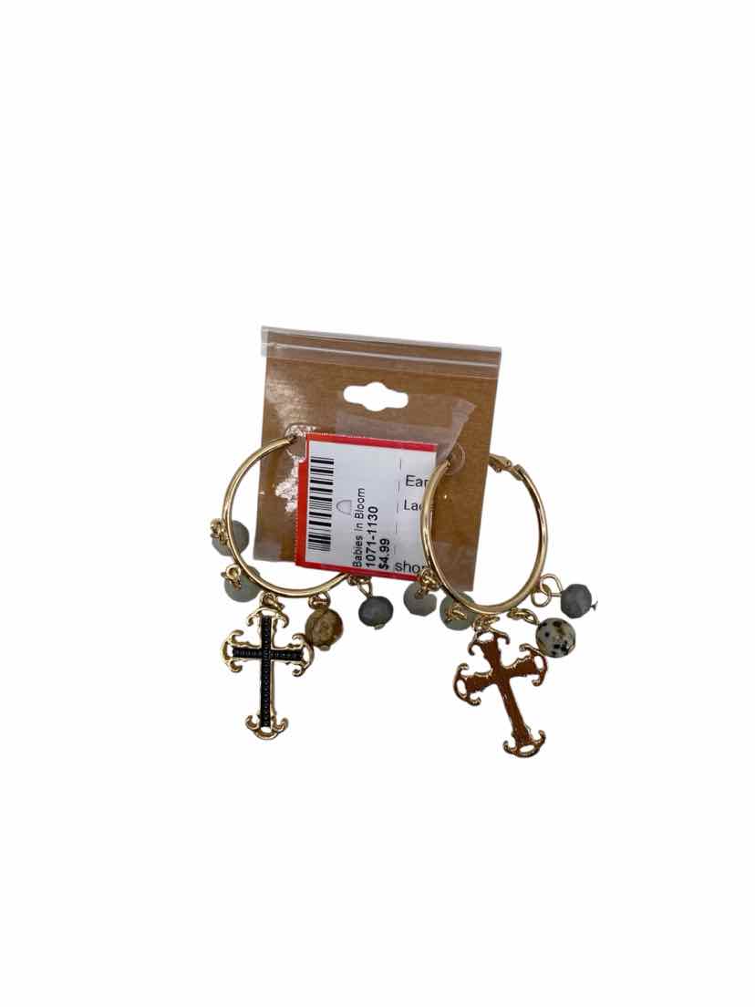 Ladies Cross NWOT Earrings
