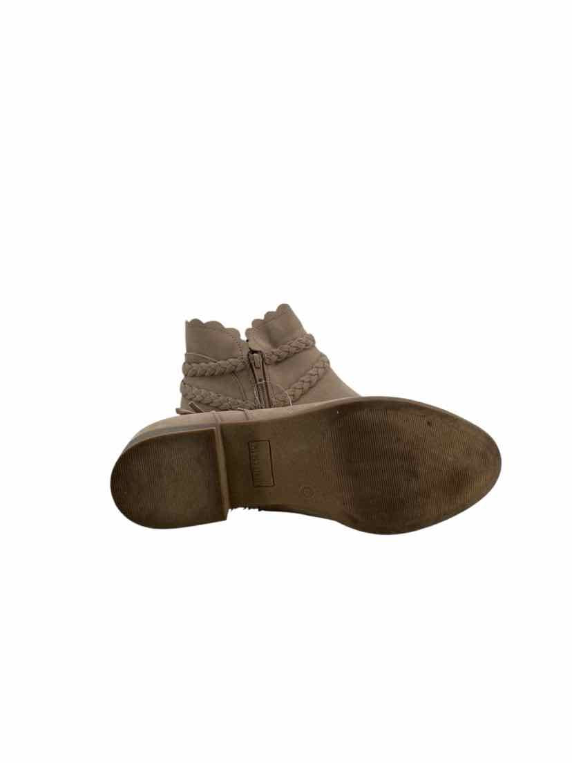 So Ladies Size 6 Boots