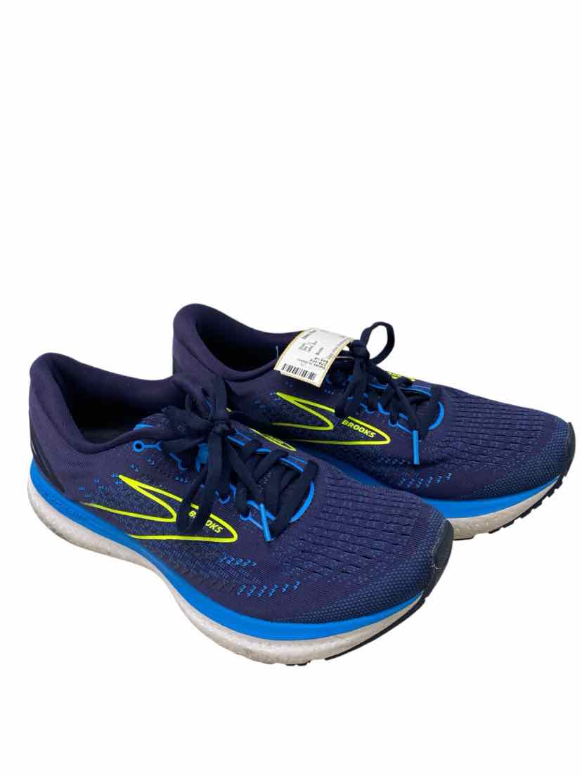 Brooks Ladies Size 7.5 Shoes