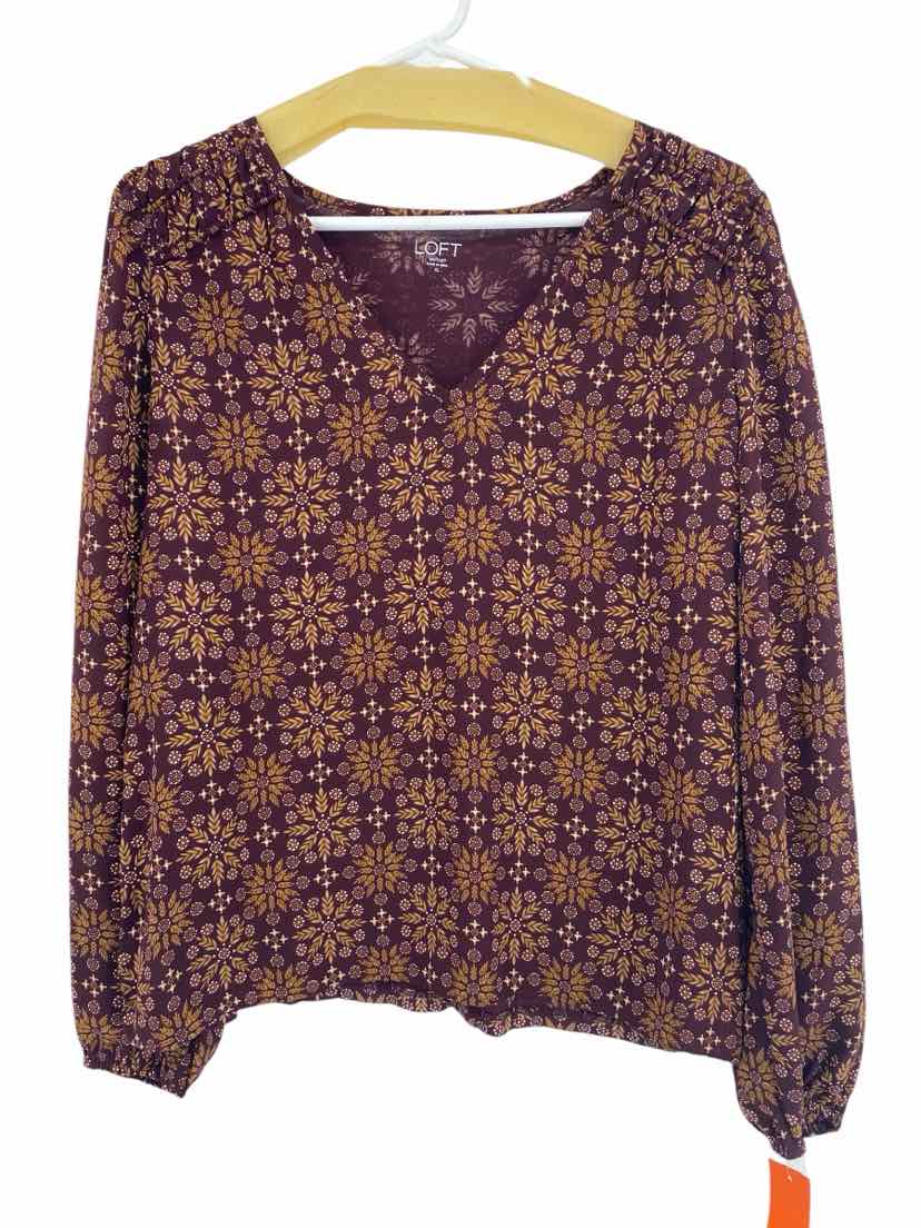 Loft Ladies Size XL Shirt