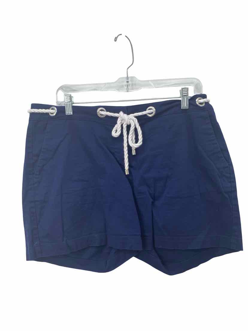 Nautica Ladies Size 12 Shorts