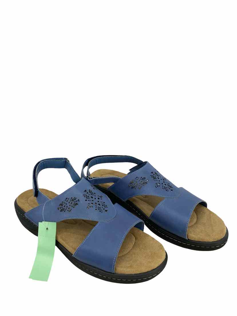 Array Ladies Size 12 Shoes