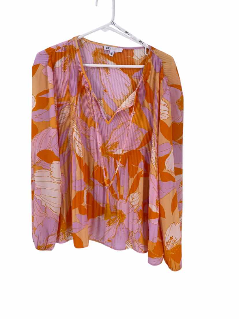 dr2 Ladies Size Medium Shirt