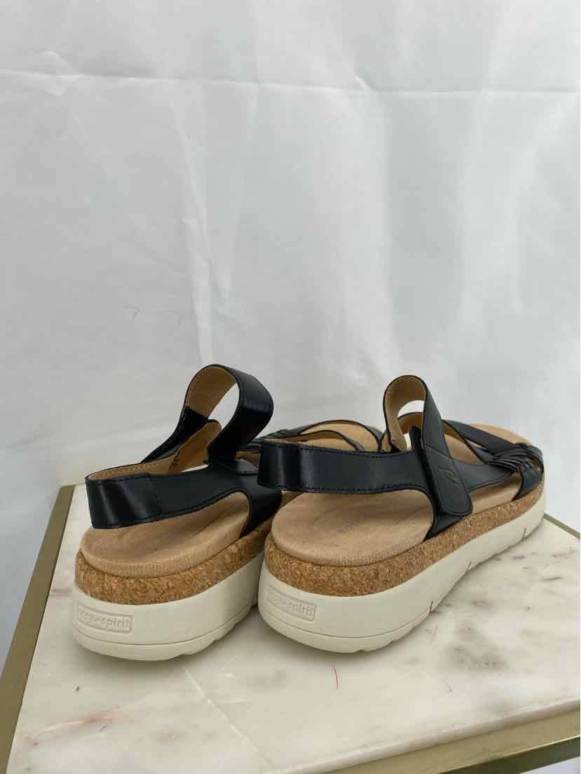 Easy Spirit Ladies Size 12 Shoes