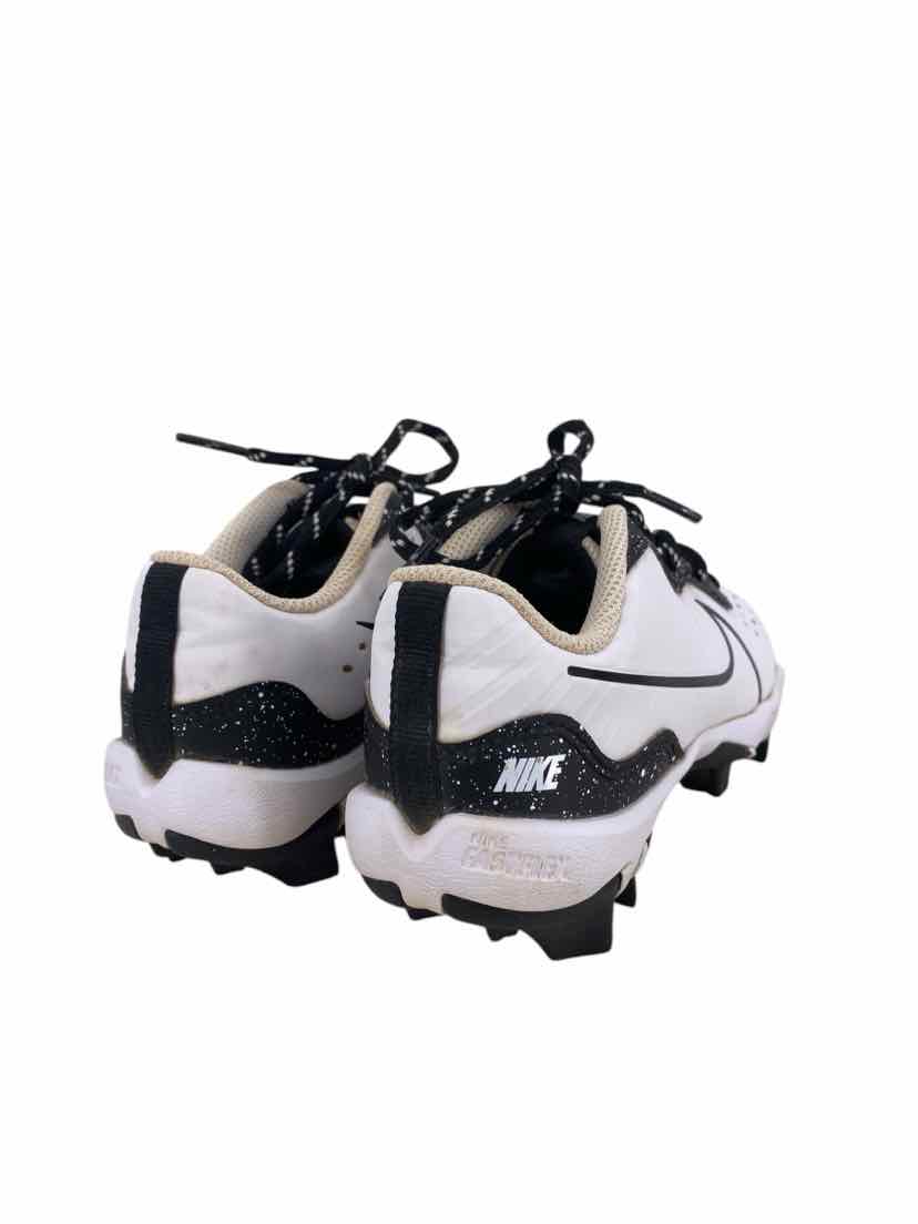 Nike Kids Size 11 Cleats