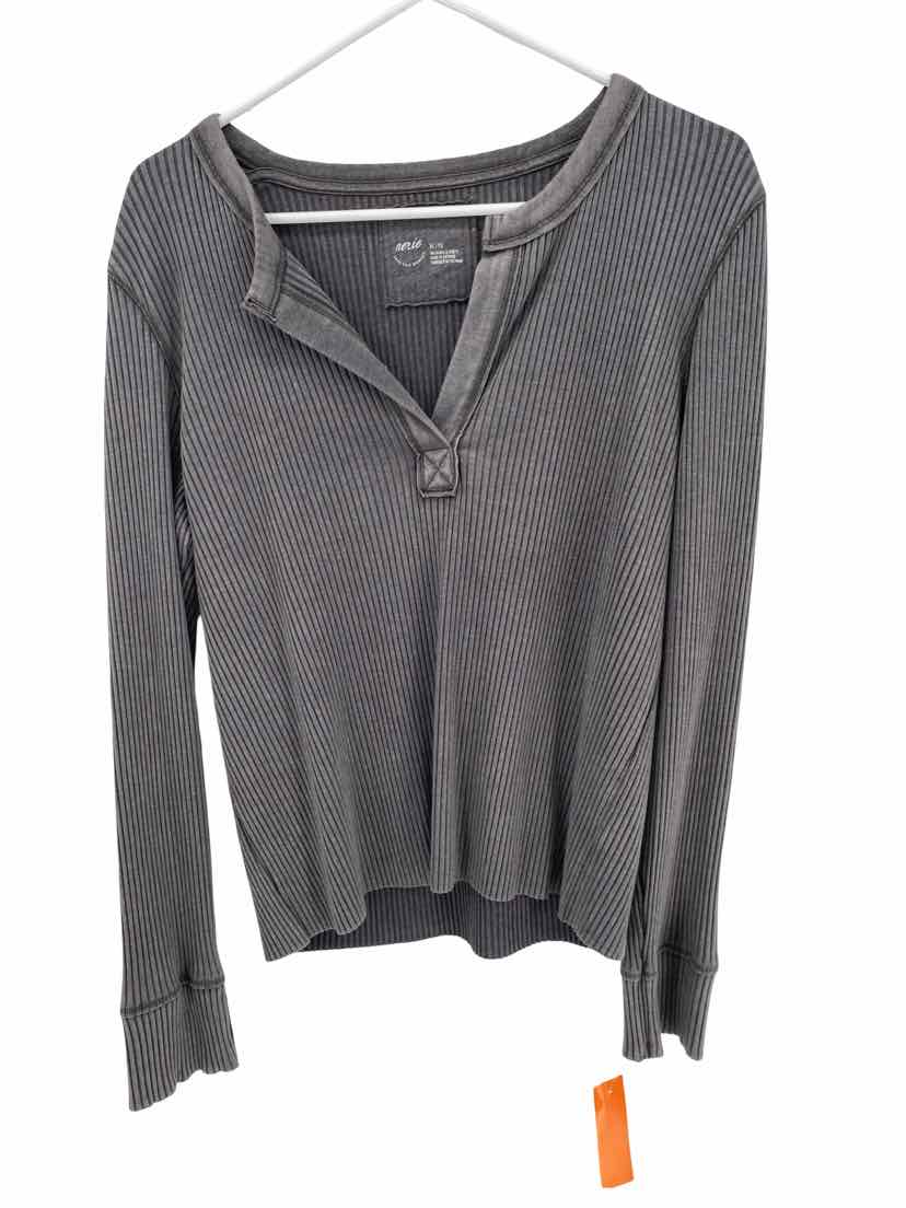 Aerie Ladies Size XL Shirt