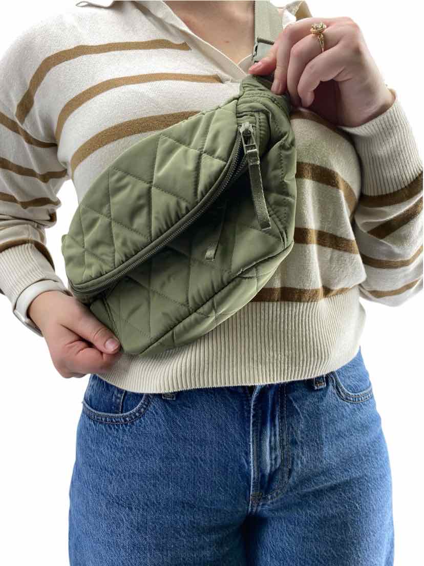 Vera Bradley Ladies Belt Bag
