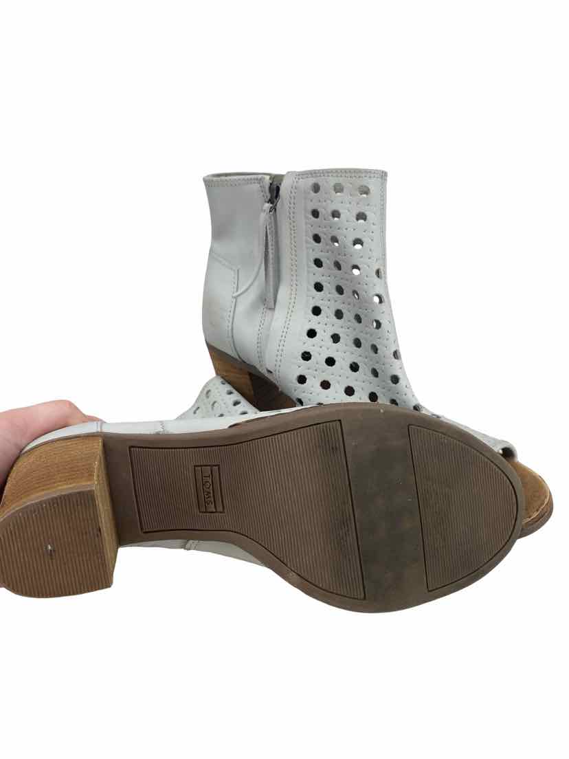 Toms Ladies Size 9 Boots