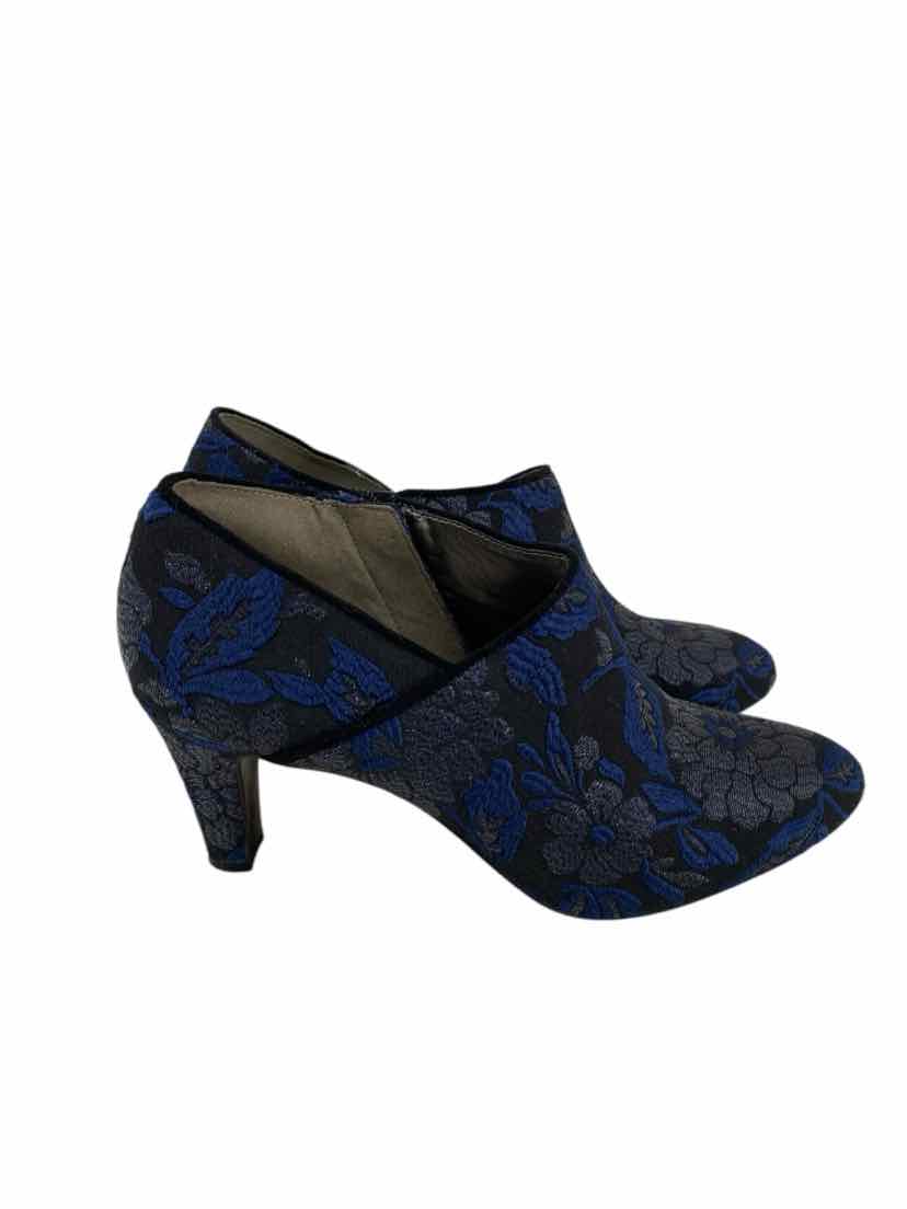 Bandolino Ladies Size 9 Shoes