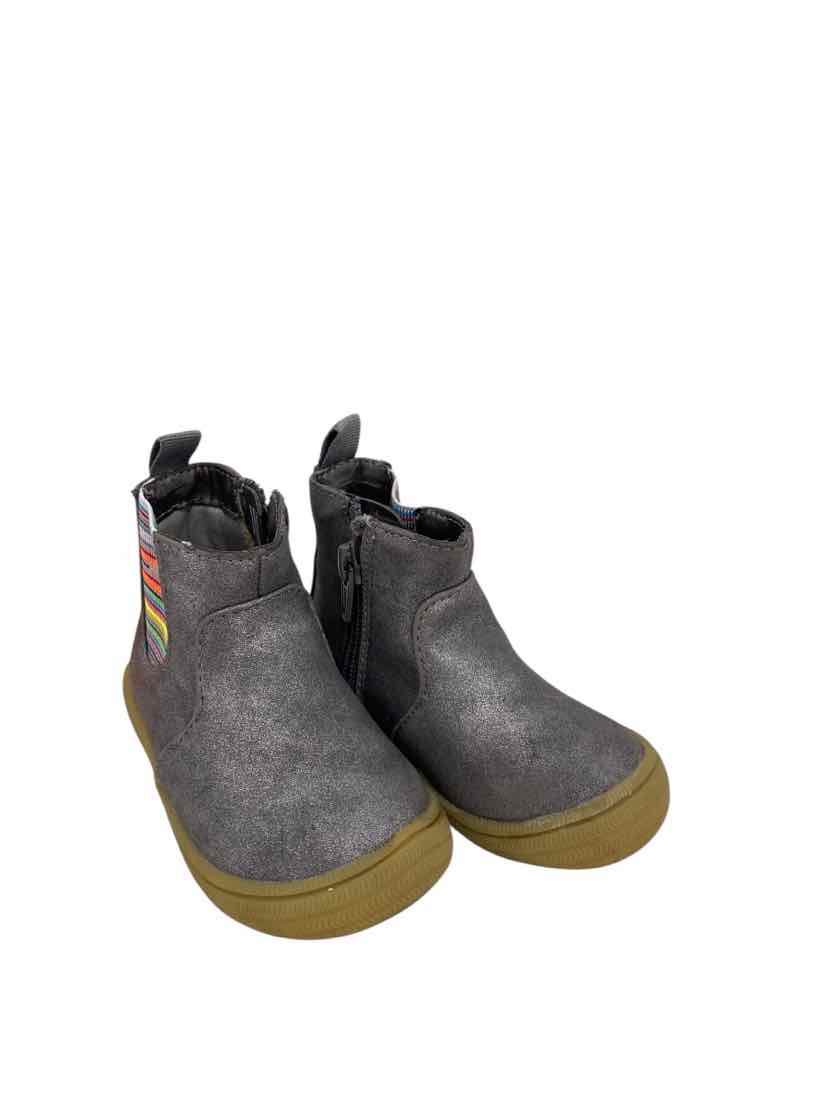 Cat & Jack Kids Size 5 Boots