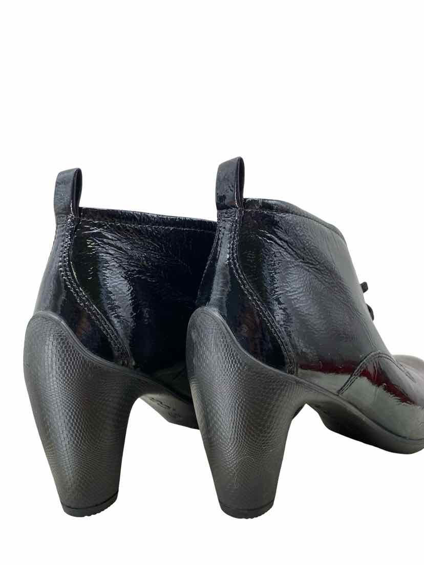 Ecco Ladies Size 39/8/8.5 Like New Boots