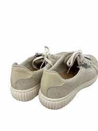 Clarks Ladies Size 6.5 Shoes